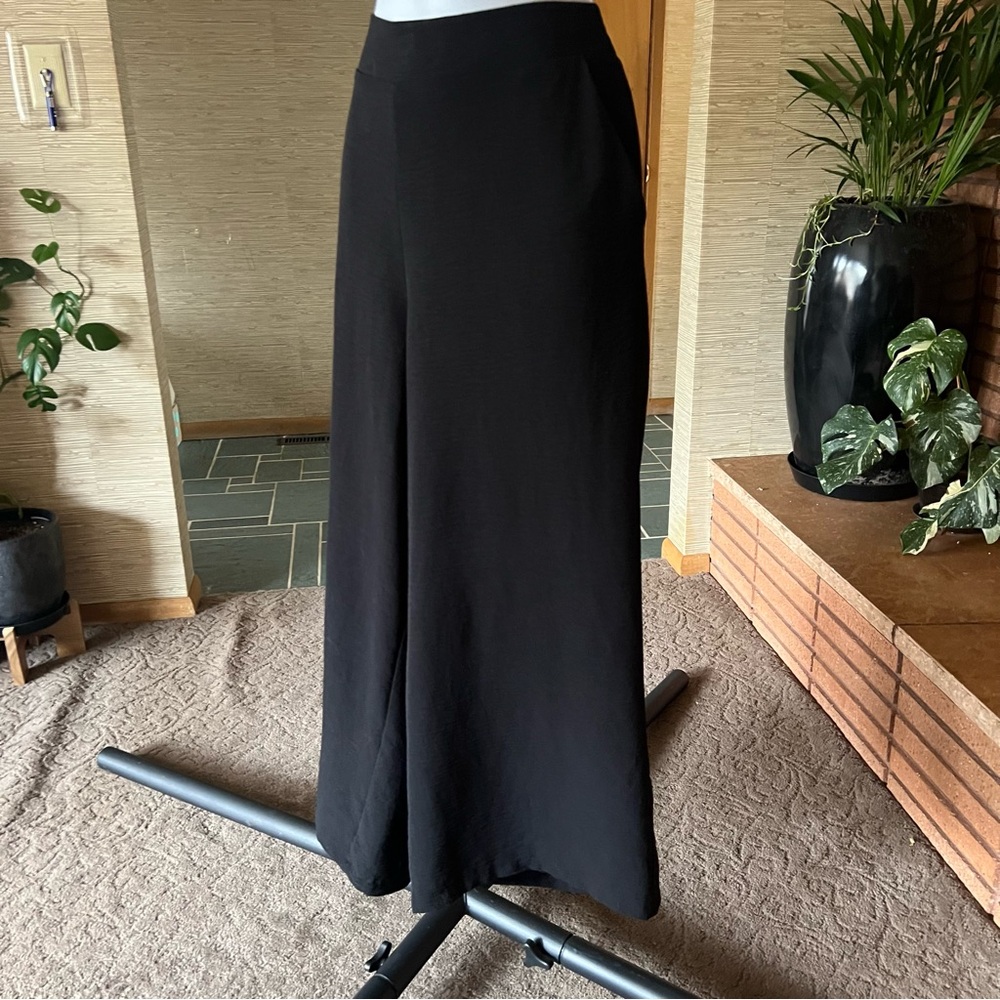 Light Weight Wide Leg Pant